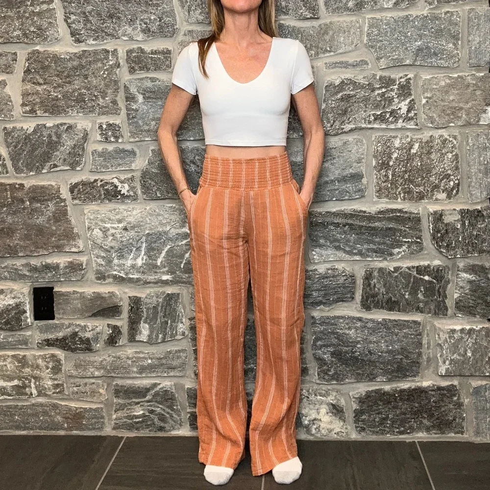 Billabong New Waves Smocked High-Waist Copper Color Striped Pants Soft & Flowing - Picture 2 of 12